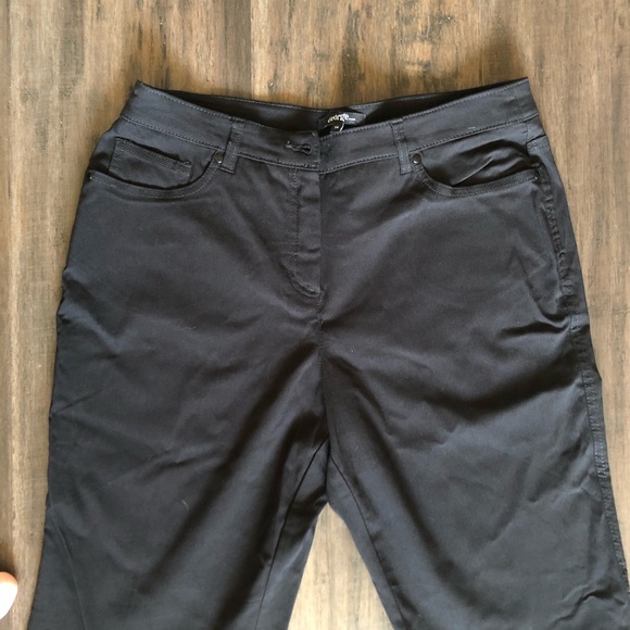 Plus size black pants - Picture 4 of 7